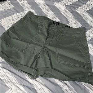 Jones New York Utility Short